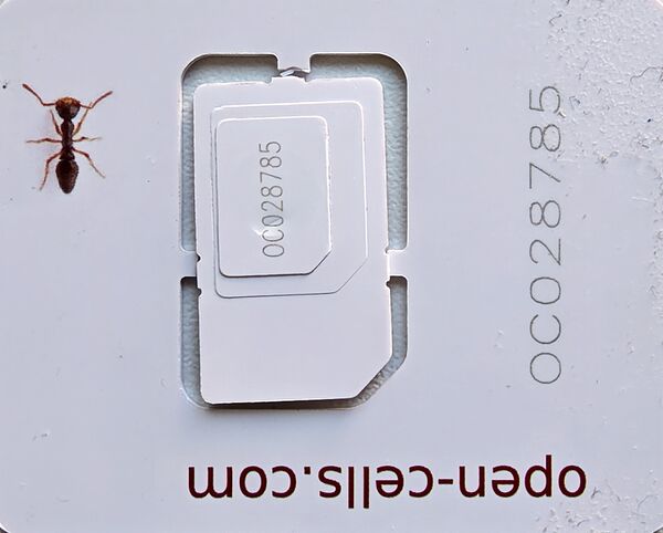 Open-Cells programmable SIM card (ADM: 0C028785)